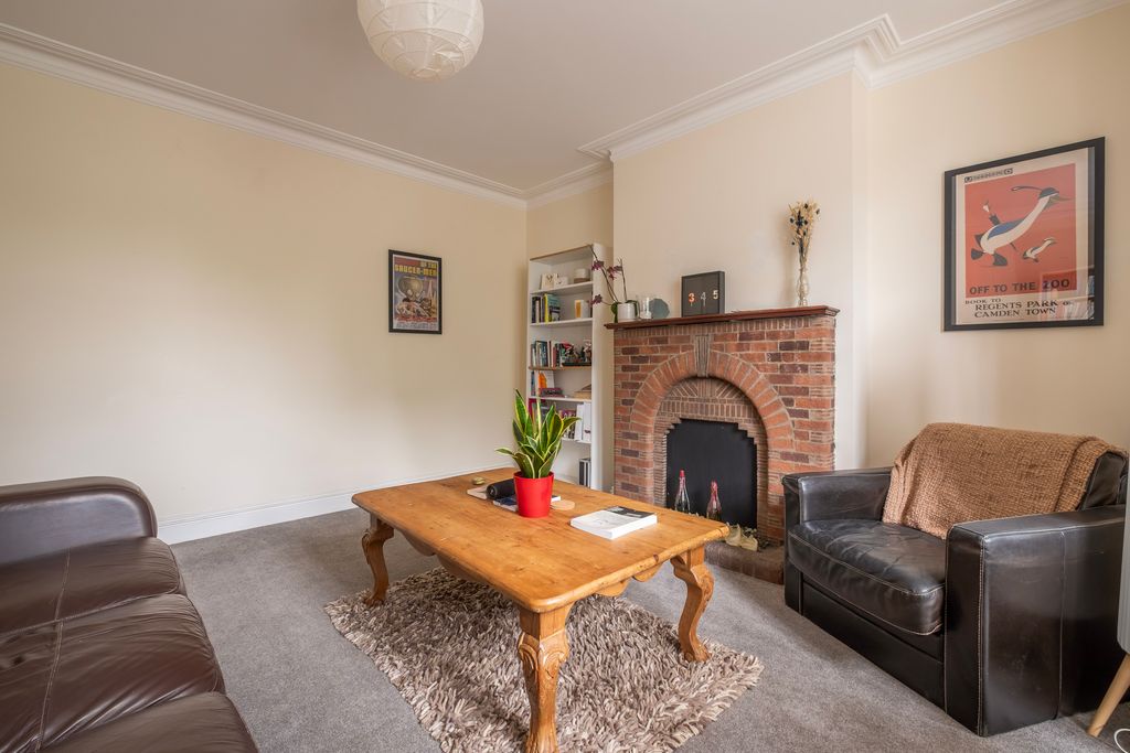 Property photo 3 of 13