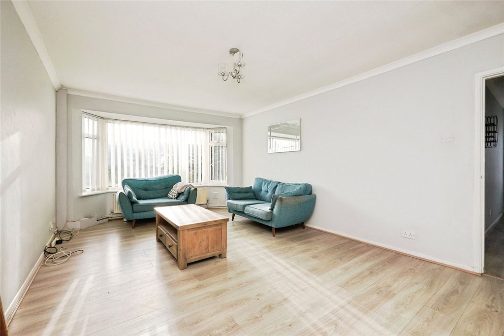 Property photo 3 of 19 Picture No. 44