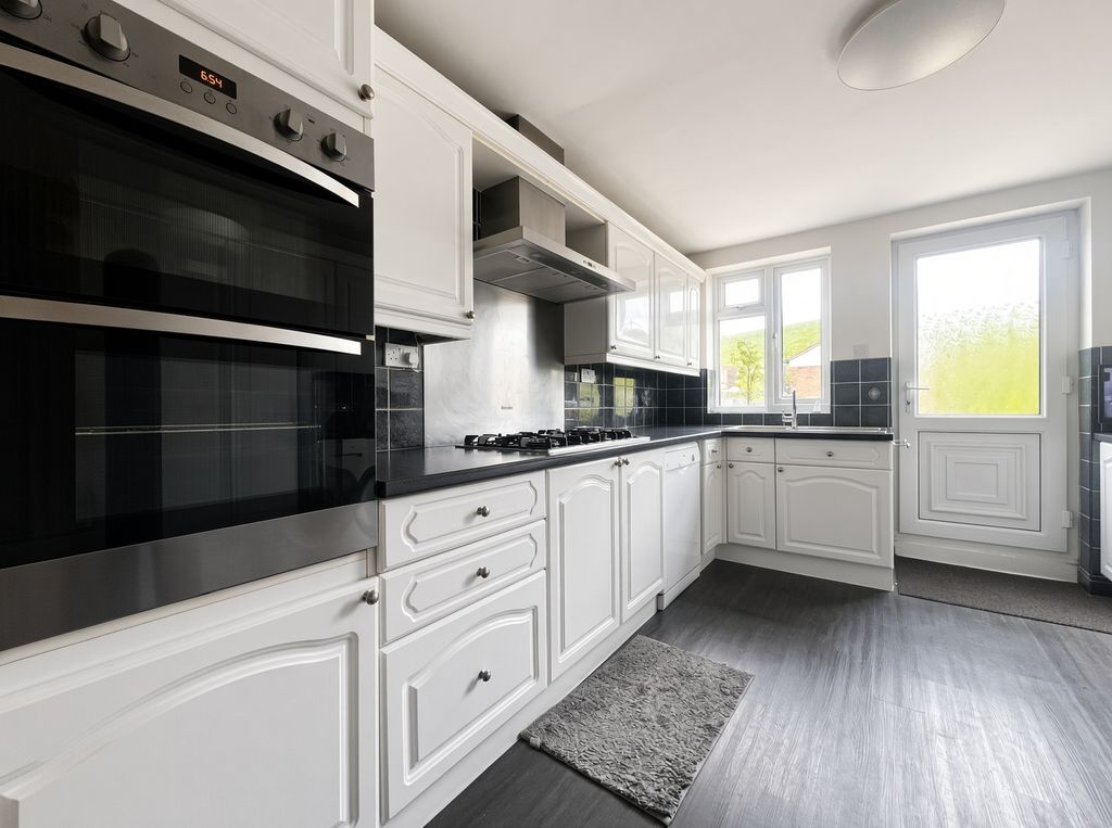 Property photo 3 of 5 Iatfr