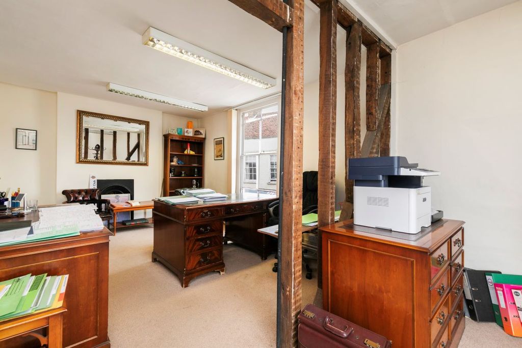 Property photo 3 of 21