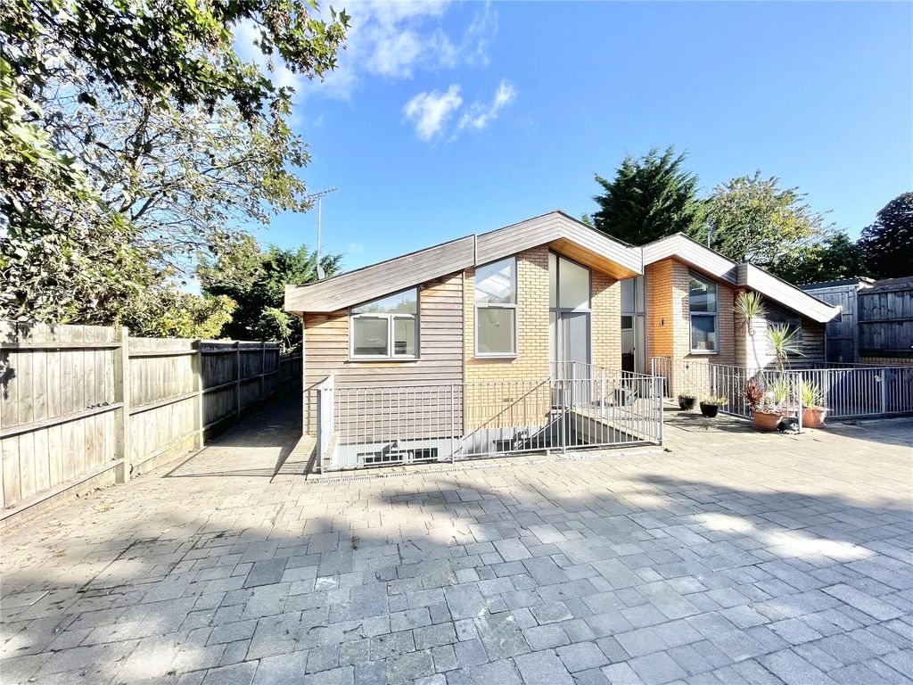 Property photo 1 of 20 Picture No. 01