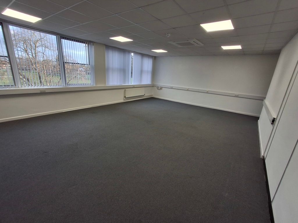 Property photo 3 of 11 Photo 7