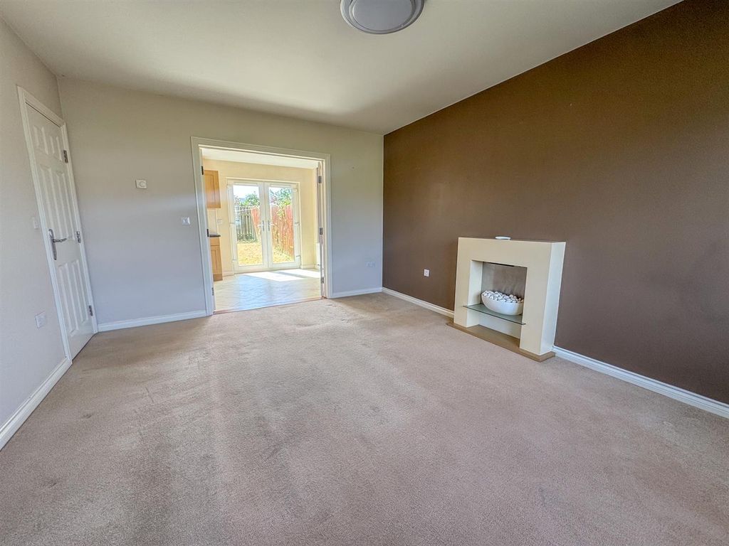 Property photo 3 of 13 23 Raad Bridjeen (3).Jpg