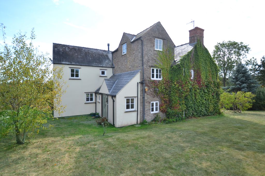 Property photo 1 of 22