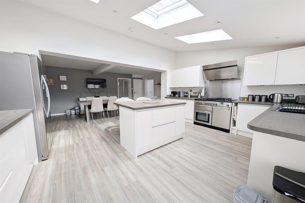 Property photo 2 of 18 Kd4.Jpg
