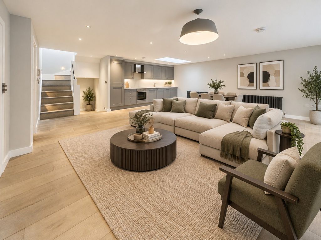 Property photo 1 of 30 5704590