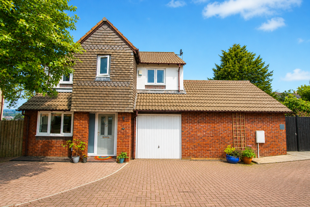 Property photo 1 of 38