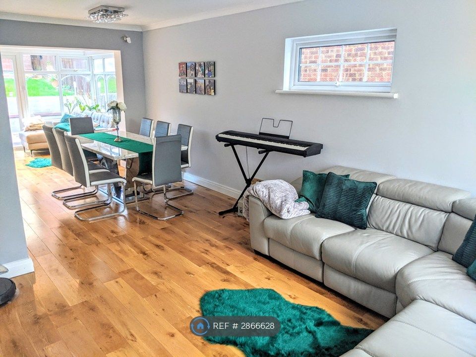 Property photo 1 of 15 Main Living Room