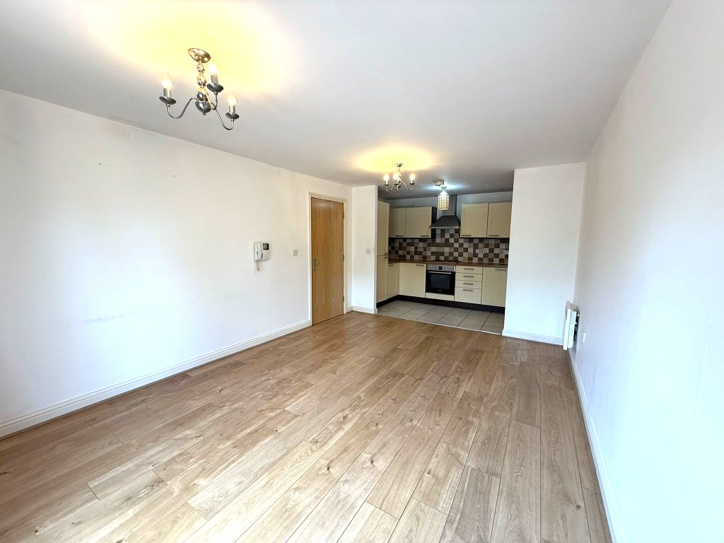 Property photo 2 of 12 Living Room &amp; Kitchen