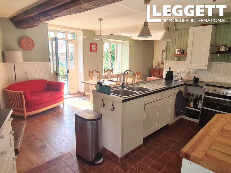 Property photo 2 of 10