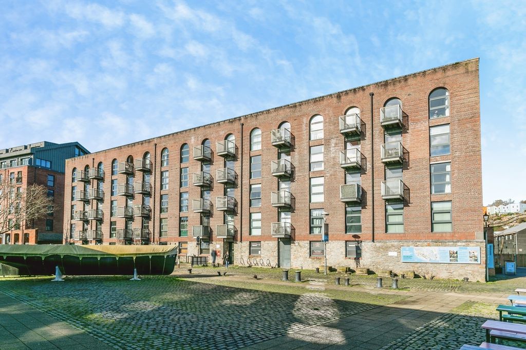 Property photo 1 of 10 Pbox-Img.Jpg