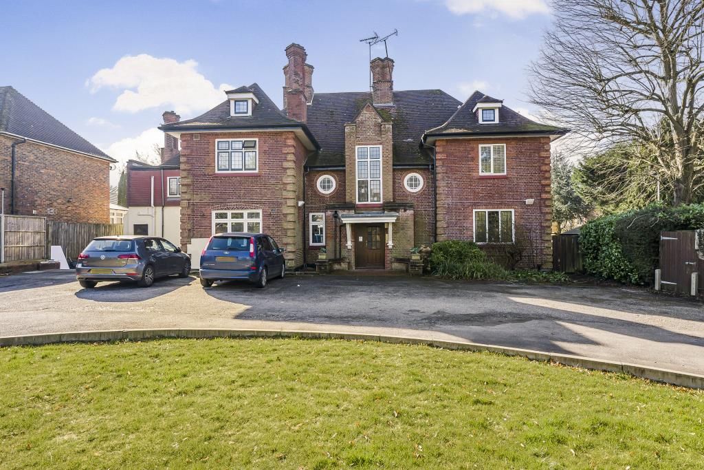 Property photo 1 of 16 External View