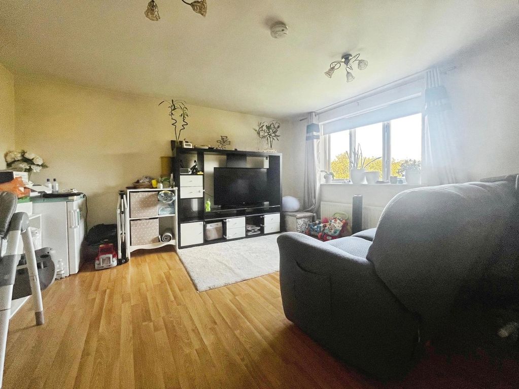 Property photo 2 of 11 Pbox-Img.Jpg