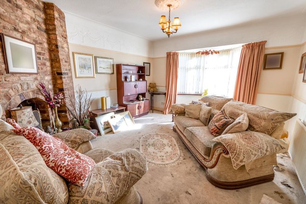 Property photo 2 of 11 Photo 2