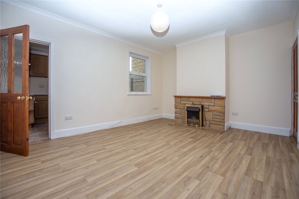 Property photo 1 of 11 Picture No. 20