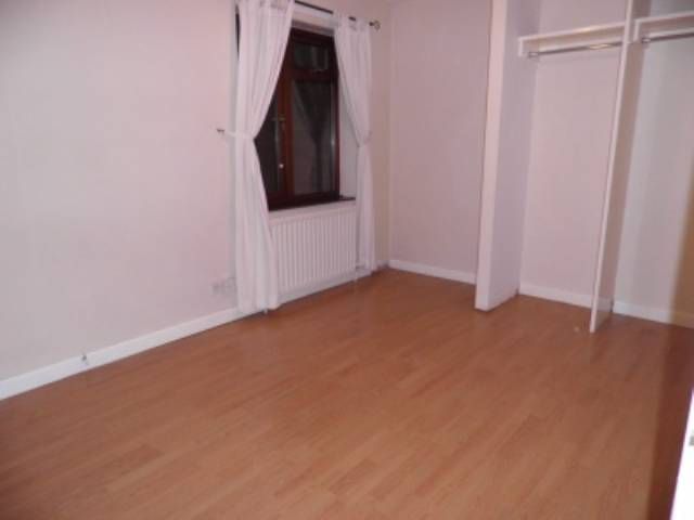 Property photo 3 of 4 Bedroom2