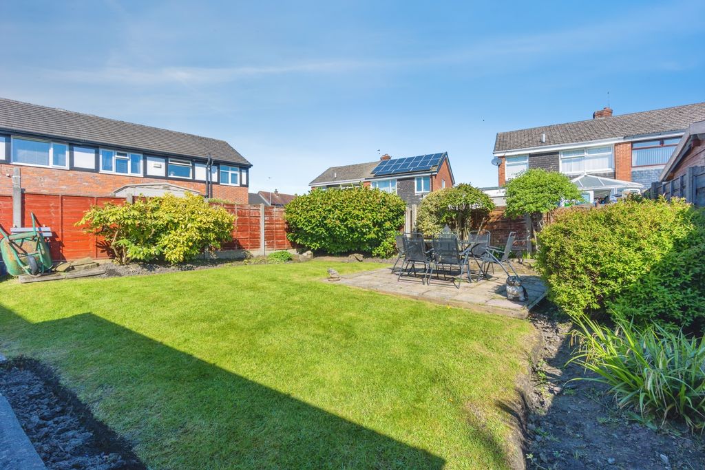 Property photo 2 of 15