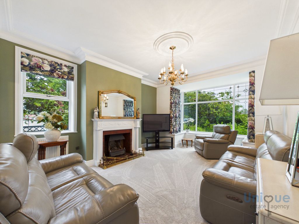 Property photo 1 of 39