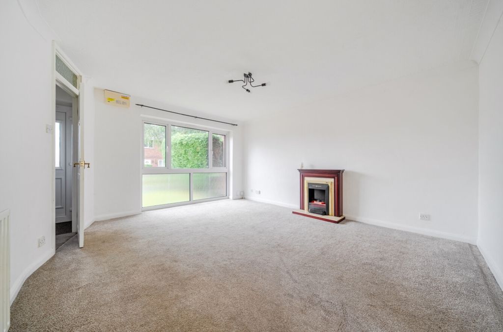 Property photo 2 of 13 1478887-5-6A2A8A2A03357