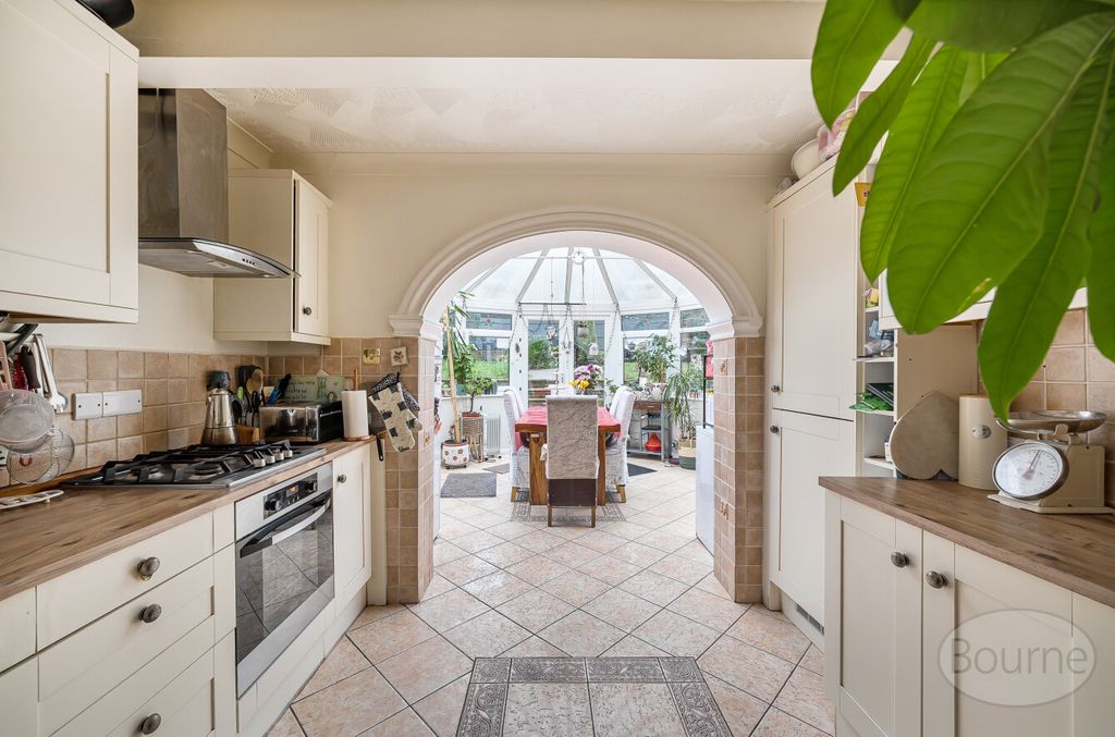 Property photo 2 of 20 192792Ac-78Ea-40B...