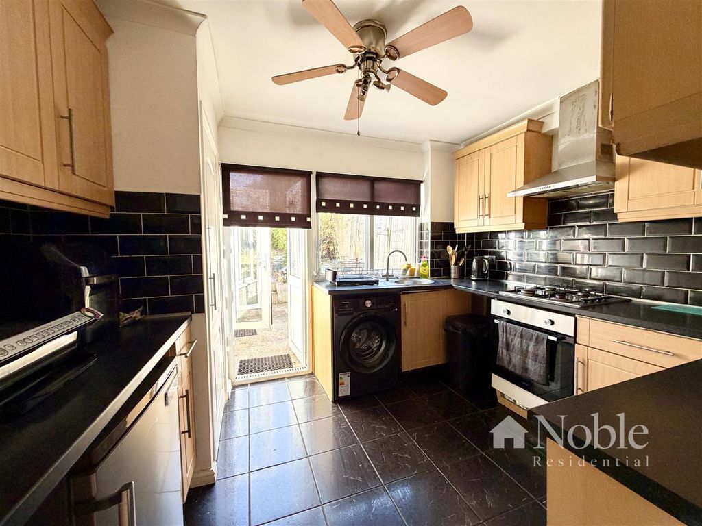 Property photo 2 of 13 Kitchen