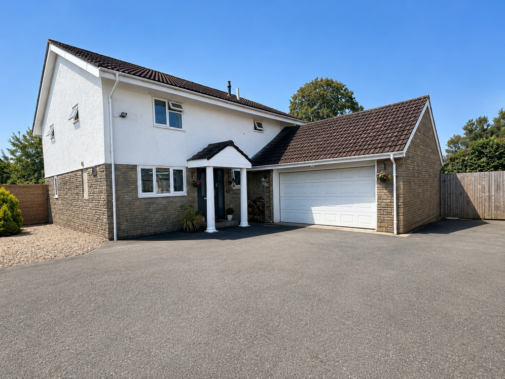 Property photo 1 of 28 016Bd6F0-75C0-4E30-Abe4-9D48Dad57C33