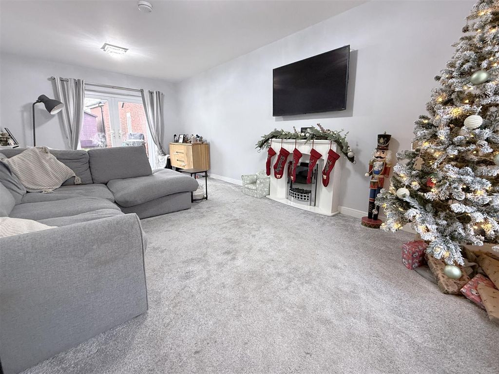 Property photo 3 of 18 Img_9140.Jpg