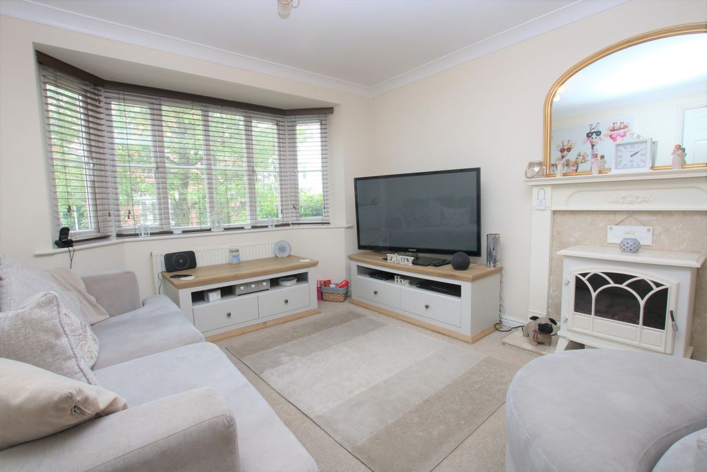 Property photo 2 of 10 Img_4348 (002)