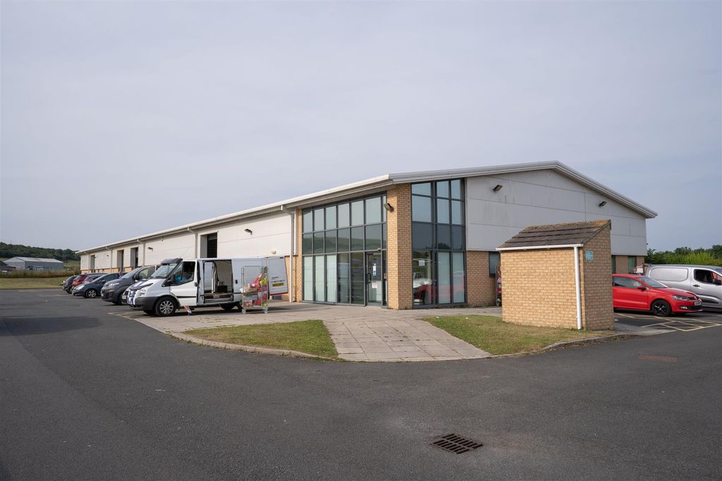 Property photo 2 of 5 Century Park-16.Jpg