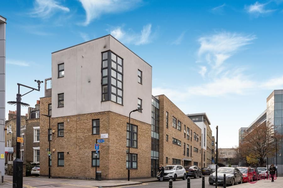 Property photo 3 of 24