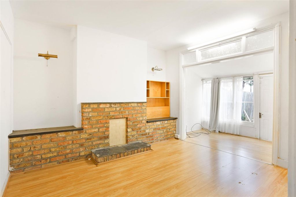 Property photo 3 of 17 1435290490 - 8.Jpg