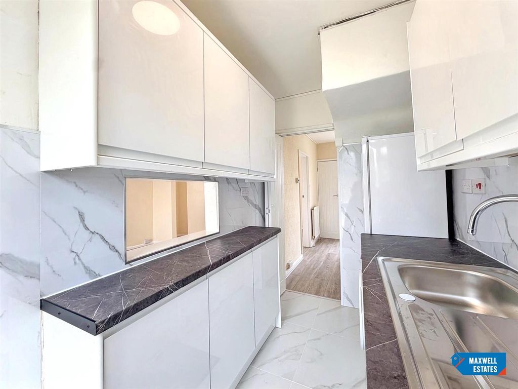 Property photo 3 of 15 Goldbeaters 7.Jpg
