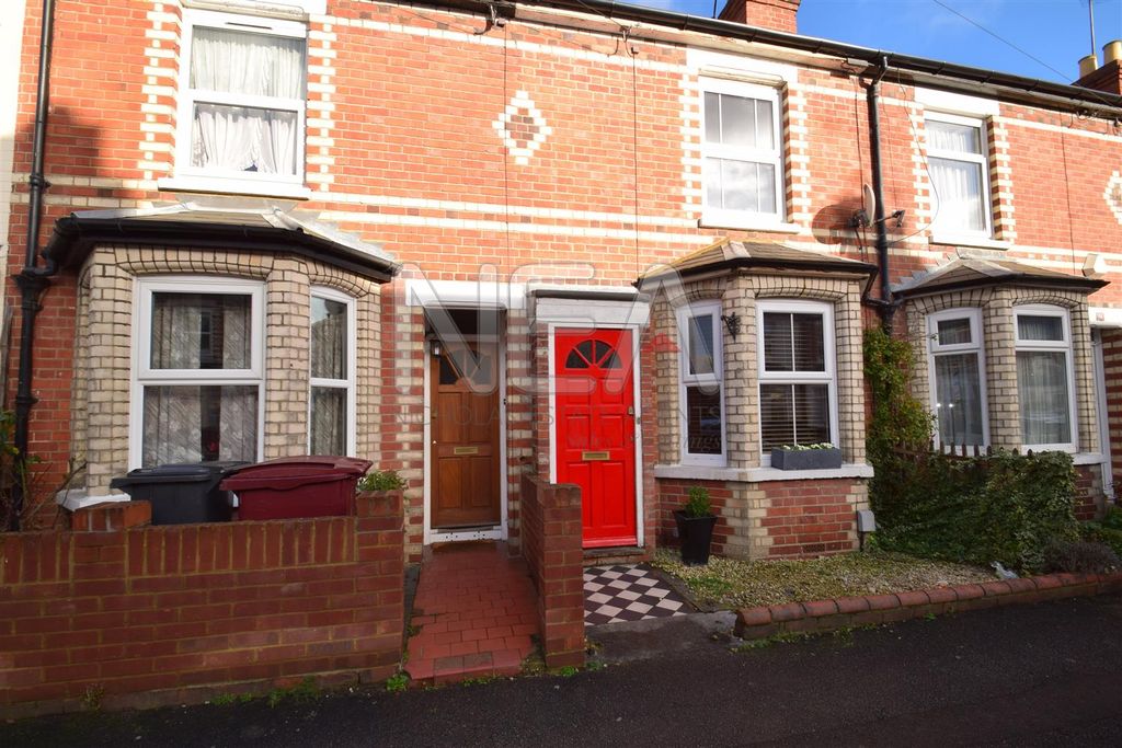 Property photo 1 of 11 Front