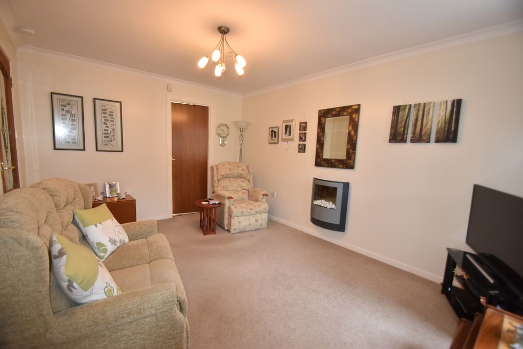 Property photo 2 of 19