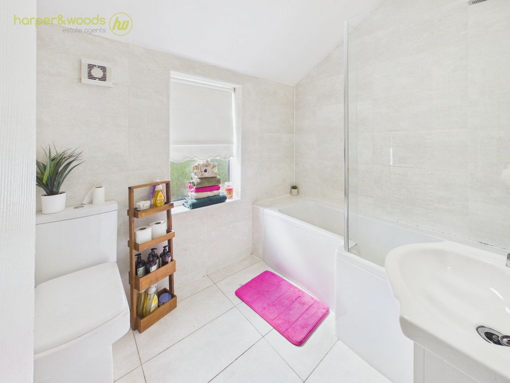 Property photo 3 of 33