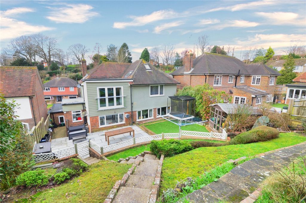 Property photo 2 of 35 Garden