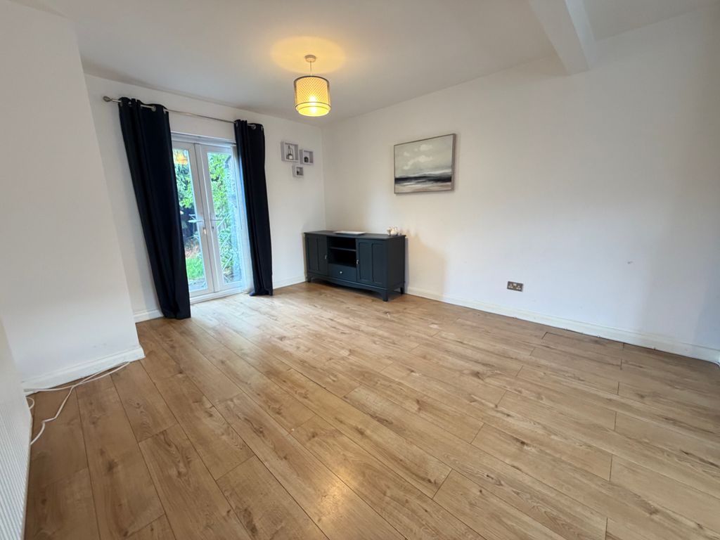 Property photo 3 of 13 Image