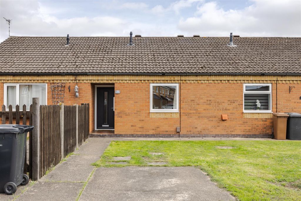 Property photo 1 of 11 Main