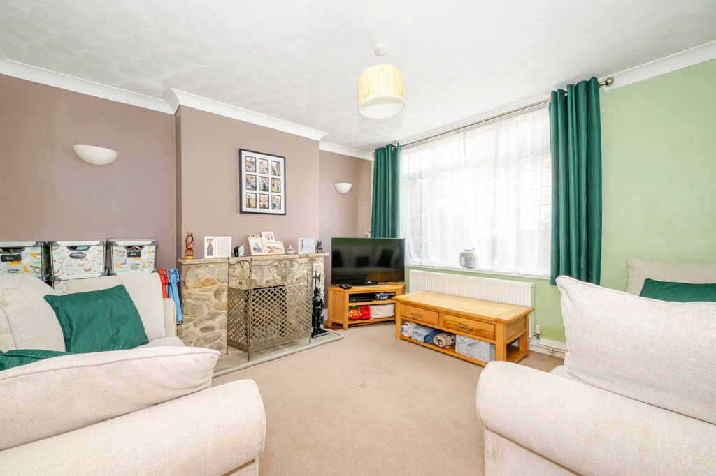 Property photo 2 of 14 Photo 12