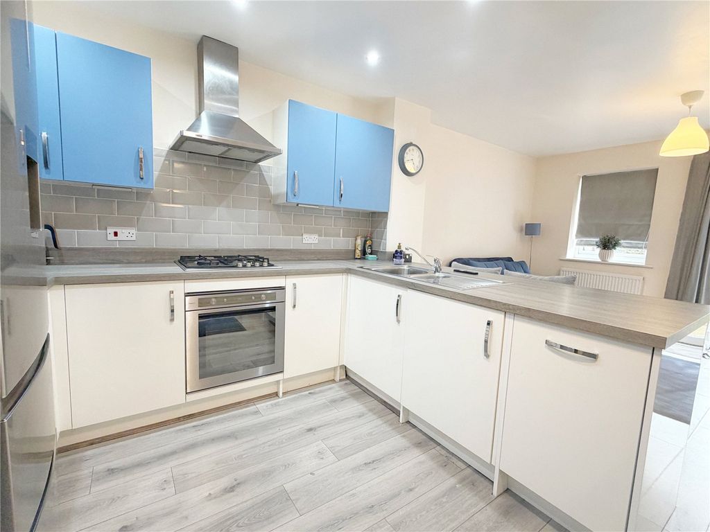Property photo 2 of 15 Picture No. 06