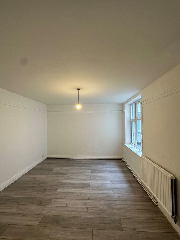 Property photo 3 of 3
