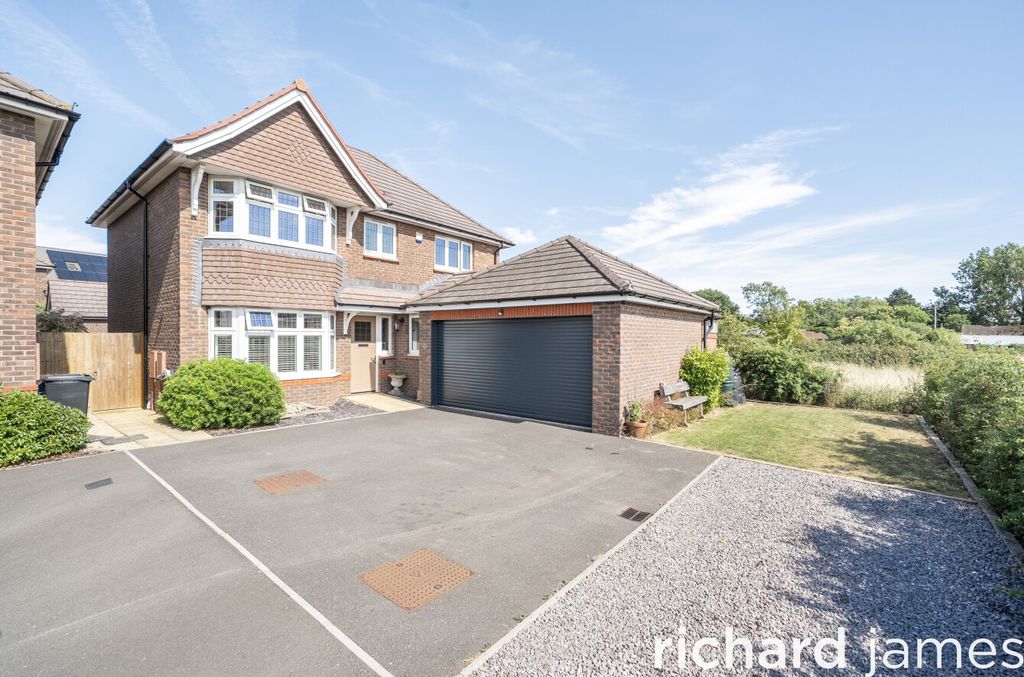 Property photo 1 of 20 6c44d84498Fd4A34A31ce6Ab18ba3dc0