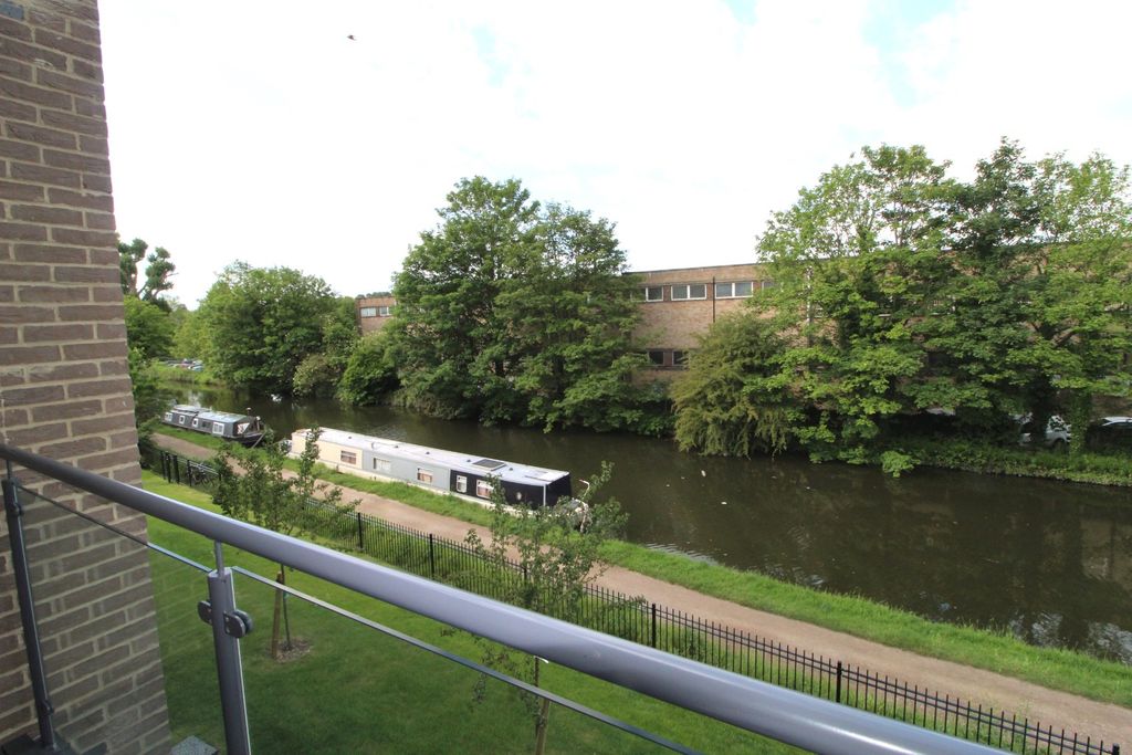 Property photo 3 of 8 941212