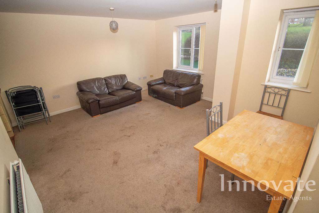 Property photo 2 of 6 Photo 5