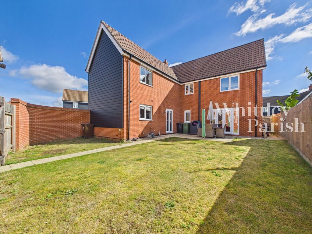 Property photo 2 of 23