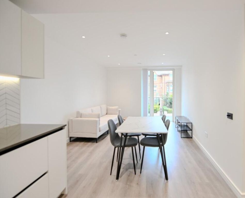 Property photo 2 of 7