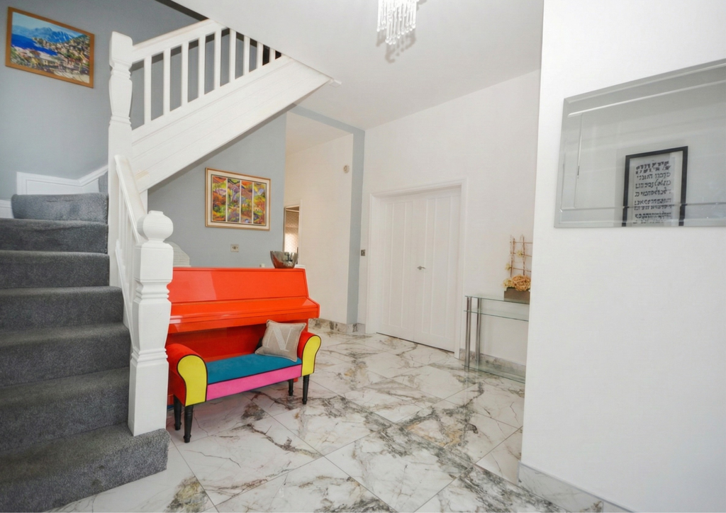 Property photo 3 of 26 Hallway