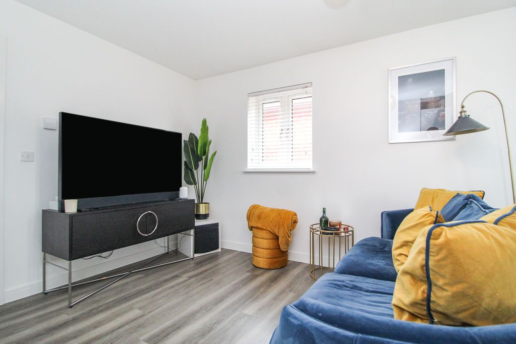 Property photo 3 of 12 Living Room