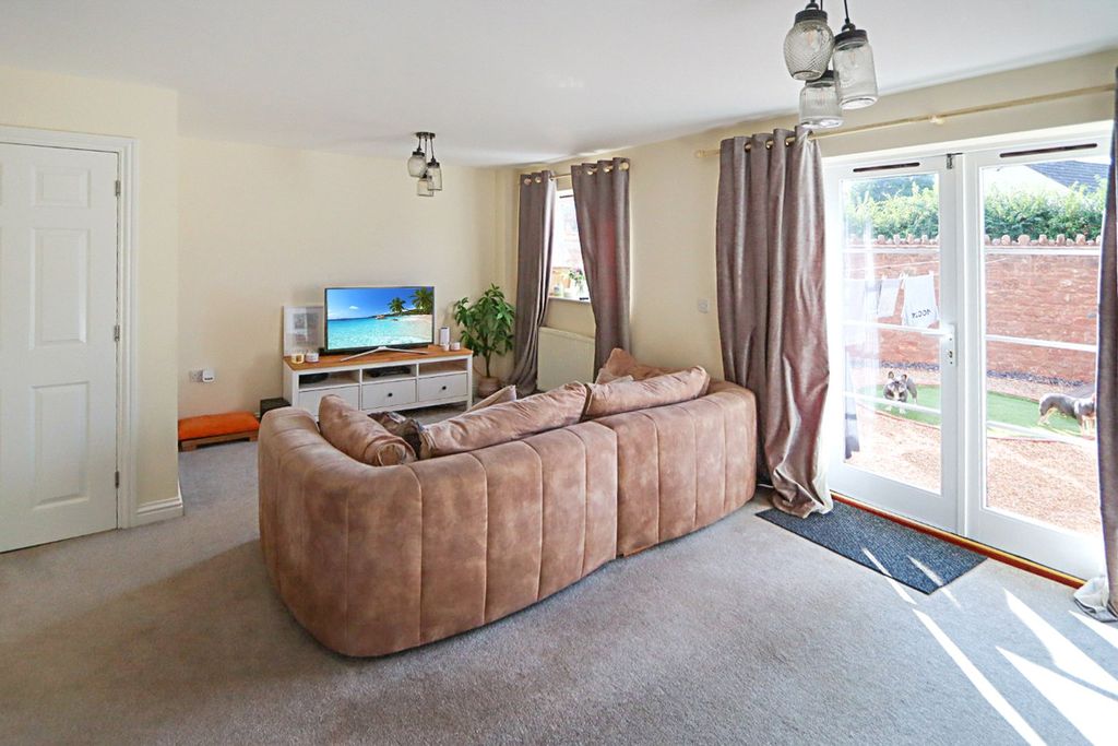 Property photo 2 of 11 Picture No. 09