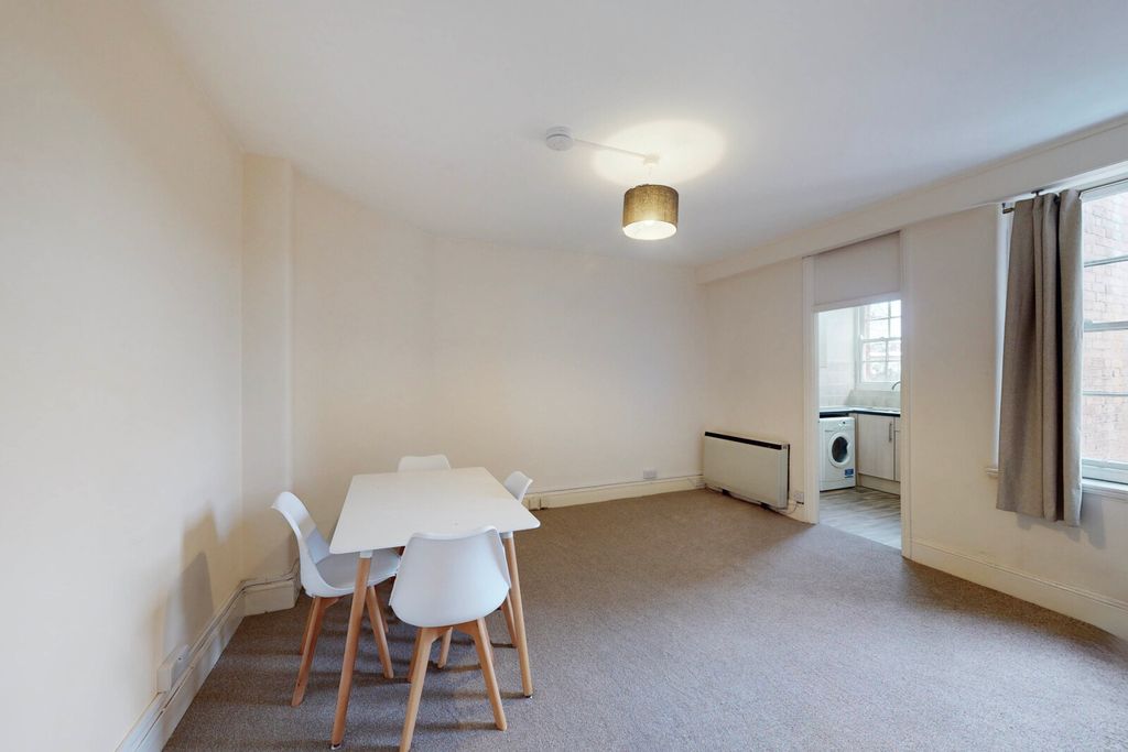 Property photo 1 of 14 Picture No. 18